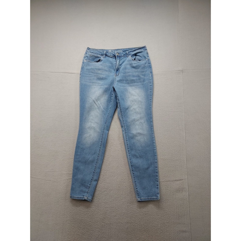 No Boundaries Women Jean 15 Blue Denim Straight Leg High Rise Light Wash Stretch